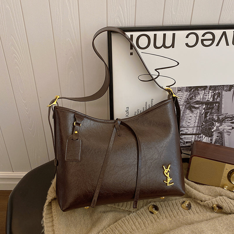 Elegant women's handbag - spacious and stylish, with adjustable shoulder straps, top handle, and zipper closure - available in five colors-8320