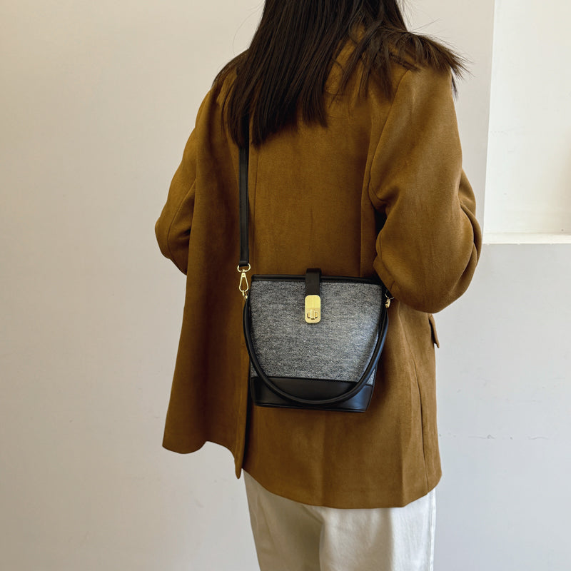 Elegant solid color faux leather bucket bag with adjustable shoulder strap - Women's multifunctional crossbody handbag, lightweight with zipper closure-8802