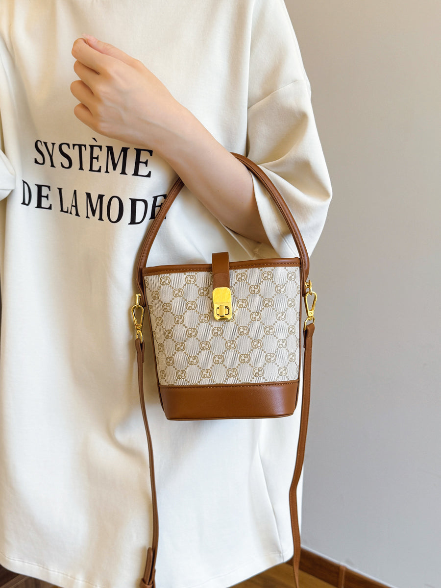 Elegant solid color faux leather bucket bag with adjustable shoulder strap - Women's multifunctional crossbody handbag, lightweight with zipper closure, bright colors-8333